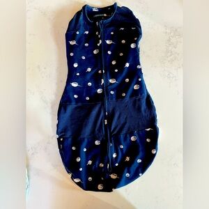 Happiest baby swaddle- size medium